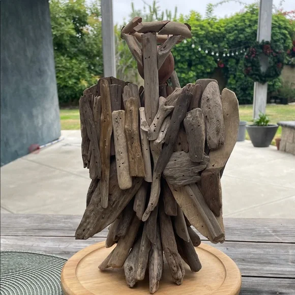 Driftwood Angel Sculpture - Natural Tones - Picture 4 of 8